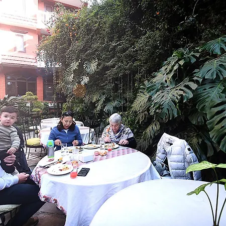 Hotel Nirvana Garden-2
